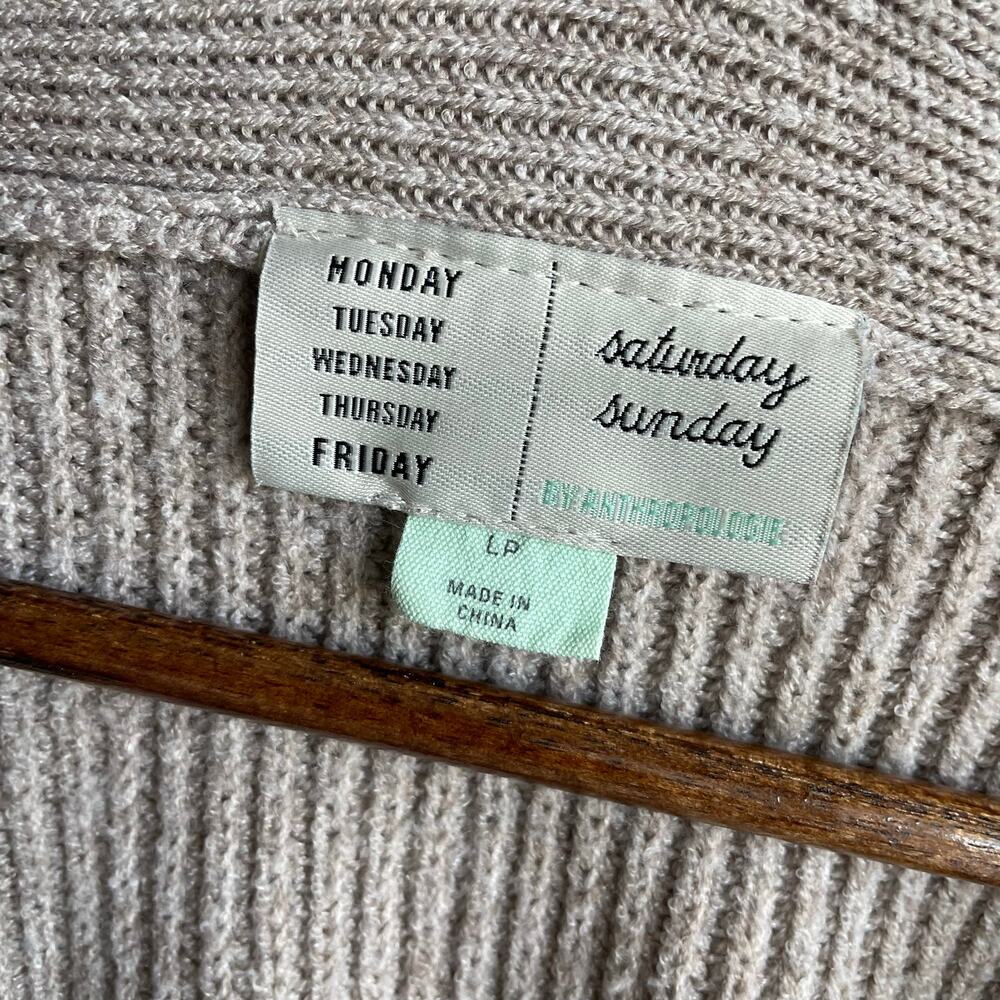 Saturday Sunday Anthropologie Cardigan Sweater V-neck cropped tan sz LP - Picture 2 of 9